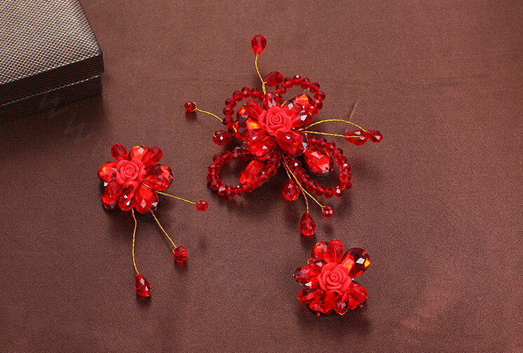Retro Alloy Rhinestone Butterfly Bridal Headbands Jewelry Earring Women Weeding Sets - Red