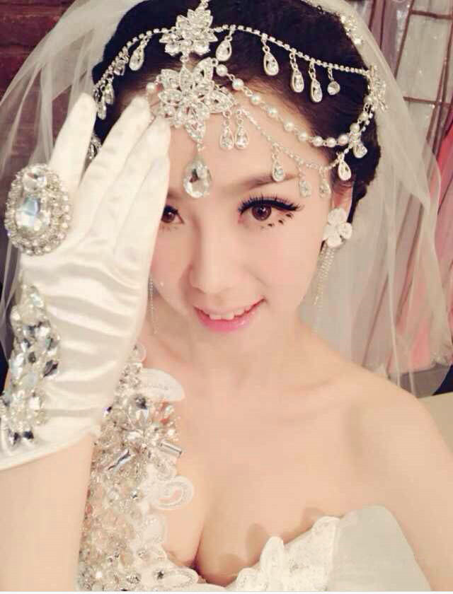 Rhinestone Alloy Flower Tassel Bohemia Bridal Frontlet Stage Headband Hair Accessories - White