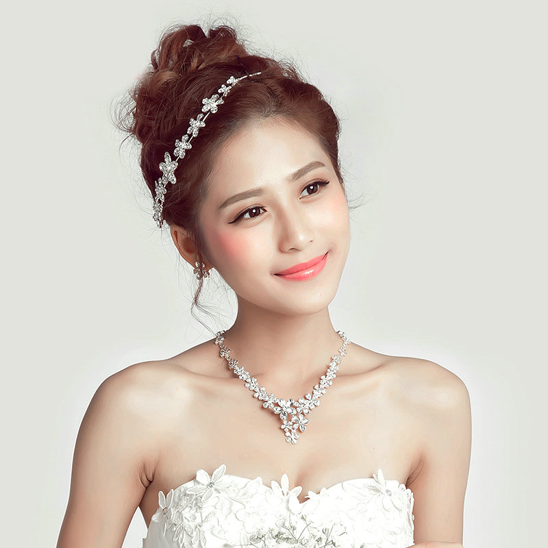 Romantic Alloy Flower Bridal Jewelry Tiaras Necklace Earring Women Weeding Sets 3pcs - White