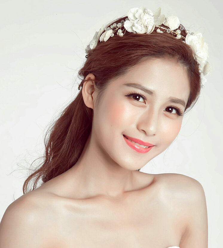 Simulation Flower Pearls Beads Bride Garland Women Wedding Beach Hair Accessories - White
