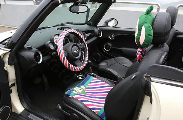 Personalized Diagonal Female Universal Car Steering Wheel Covers PVC 15 inch - Red Blue