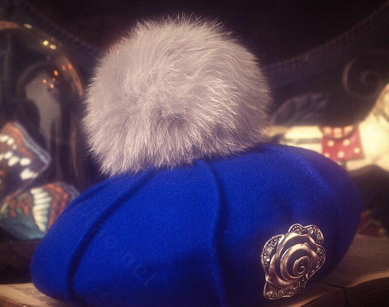Fashion Flower Diamond Knitted Wool Hats Winter Warm Fox Fur Pom Poms Beanies Caps - Blue