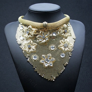 Fashion Rhinestone Flower Collar Chunky Necklace Scarf Dress Decor Jewelry - Gold