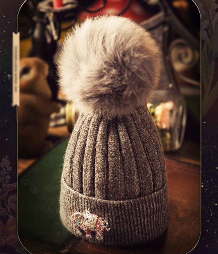 Fashion Women Diamond Elephant Knitted Wool Hats Winter Fox Fur Pom Poms Caps - Deep Gray