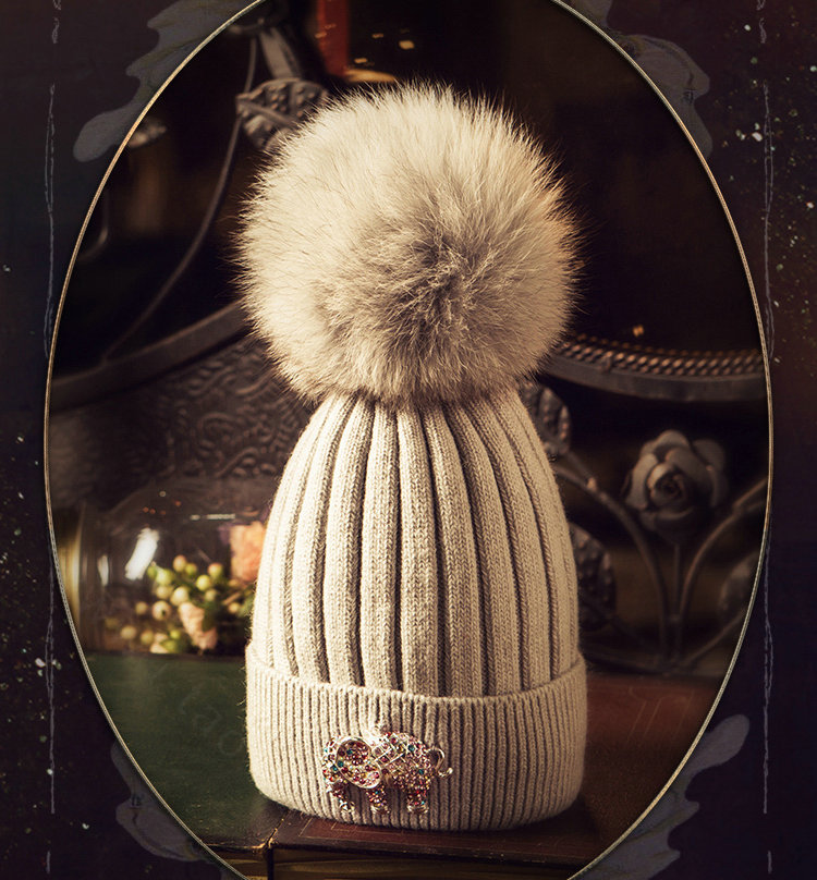 Fashion Women Diamond Elephant Knitted Wool Hats Winter Fox Fur Pom Poms Caps - Gray