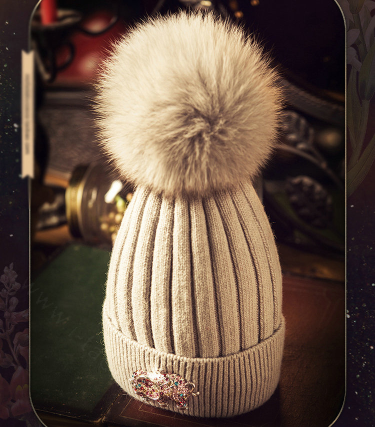 Fashion Women Diamond Elephant Knitted Wool Hats Winter Fox Fur Pom Poms Caps - Gray