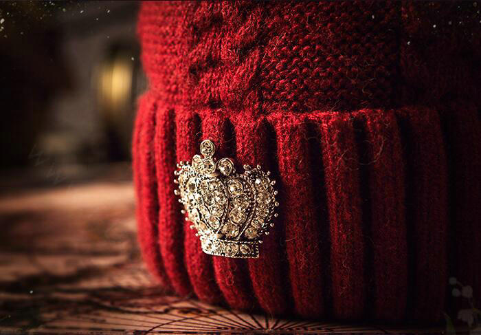 Luxury Women Diamond Crown Knitted Wool Hats Winter Large Fox Fur Pom Poms Caps - Red