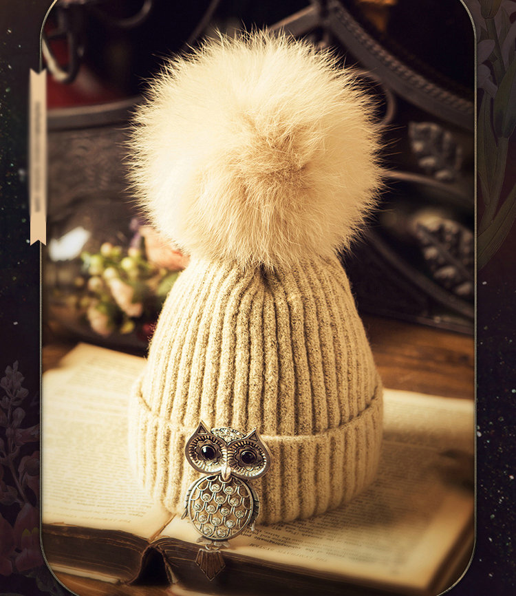 Unique Women Crystal Owls Knitted Wool Hats Winter Warm Fox Fur Pom Poms Caps - Beige