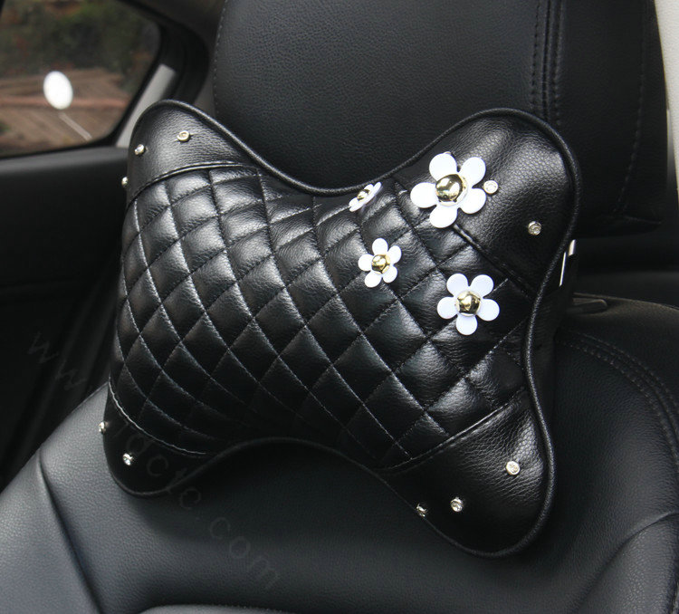 1PCS Daisy Flower Leather Car Neck Pillow Four Seasons General Auto Headrest for Women - Black