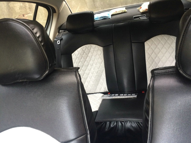 Automotive Seat Covers for Women Quality PU Leather Universal Car Seat Cushion Set - White