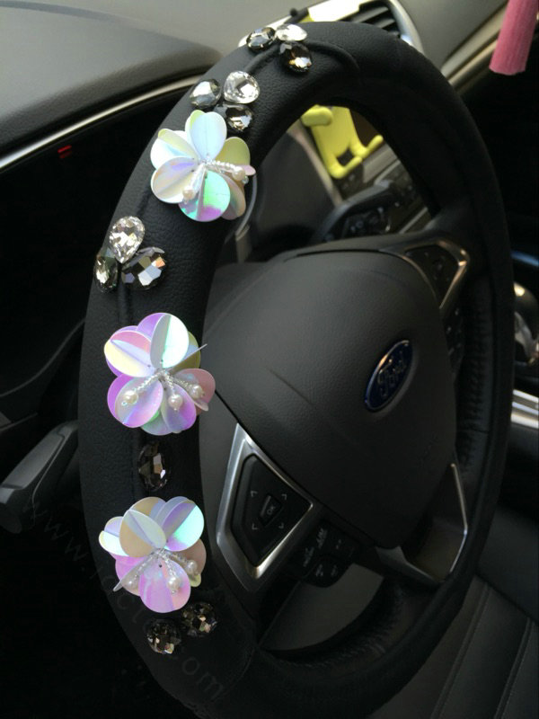 Elegant Diamond Flower Leather Vehicle Steering Wheel Covers 15 inch 38CM - Black