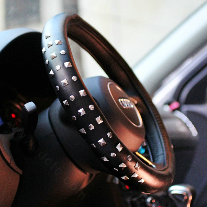 Fashion Punk Rivets PU Leather Car Steering Wheel Covers Universal 15 inch 38CM - Black