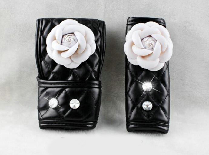 Lady Flower Car Interior Accessories Sets Leather Handbrake Cover & Shiter Cover 2pcs - White Black