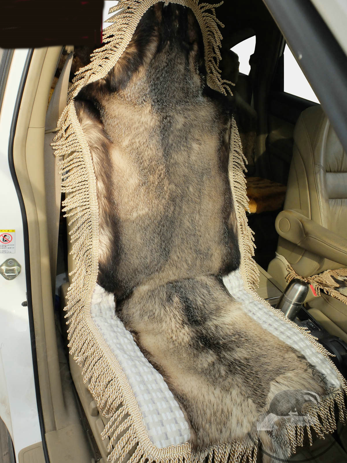 Luxury Badgers leather Car Seat Cushion Universal Tassels Auto Whole Fur Pads 1pcs - Brown