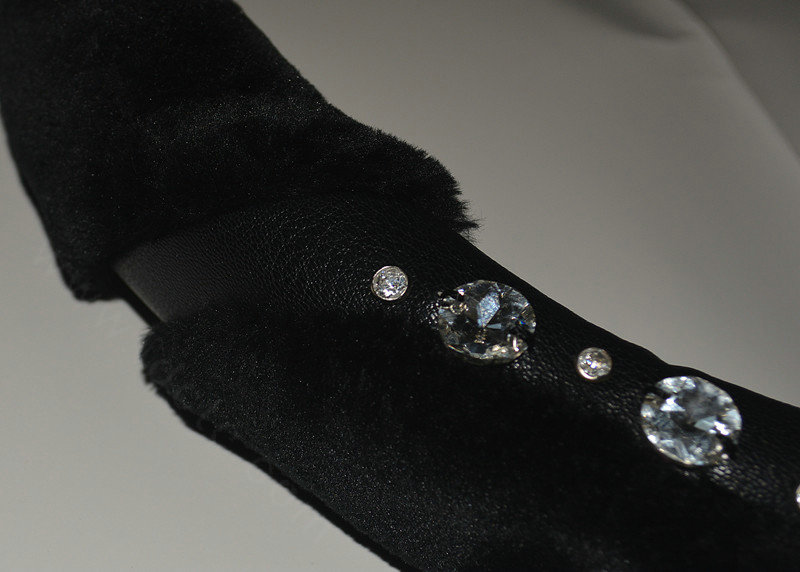 Personalized Fur Wool Leather Crystal Car Steering Wheel Covers 15 Inch 38CM - Black