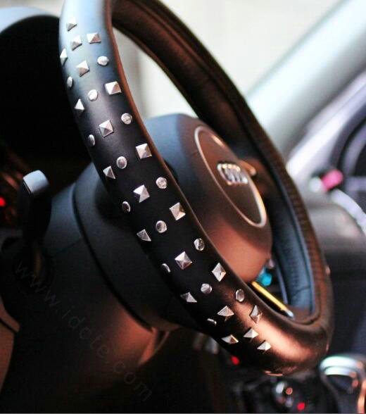 Personalized Punk Rivets PU Leather Car Steering Wheel Covers 15 inch 38CM - Black