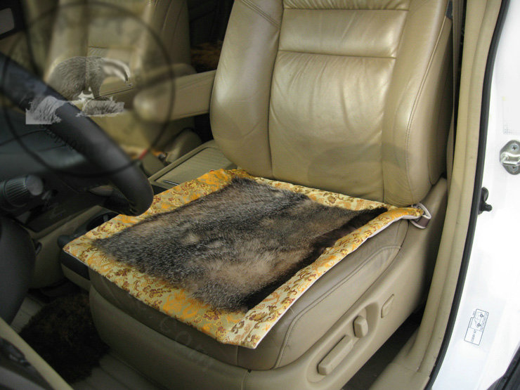 Retro Badgers leather Car Front Seat Cushion Universal Auto Whole Fur Pads 1pcs - Yellow