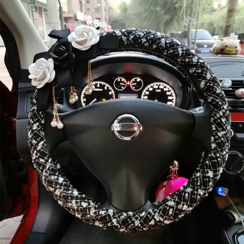 Top Quality Pearl Tassel Flower Linen Vehicle Steering Wheel Covers 15 inch 38CM - Black White