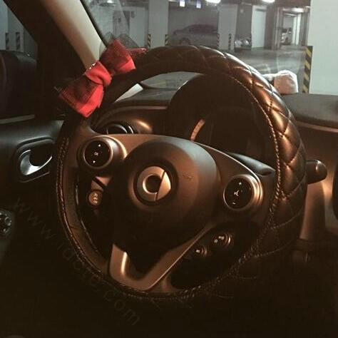 Unique Diamond Bowknot Car Steering Wheel Covers Genuine Leather 15 inch 38CM - Black