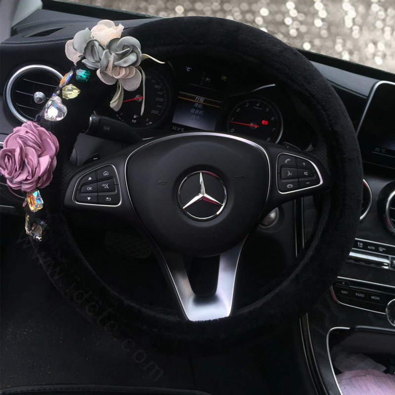 Vintage Women Crystal Flowers Car Steering Wheel Covers Plush 15 inch 38CM - Black