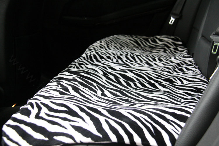 Zebra Print Plush Car Rear Seat Cushion Woman Winter Universal Seat Pads 1pcs - Black White