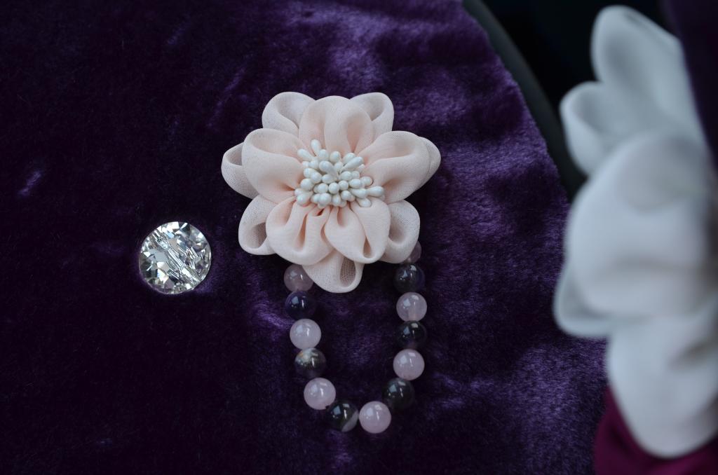 Top Crystals Plush Car Seat Cushion for Women Winter Universal Flower Covers 10pcs Sets - Purple