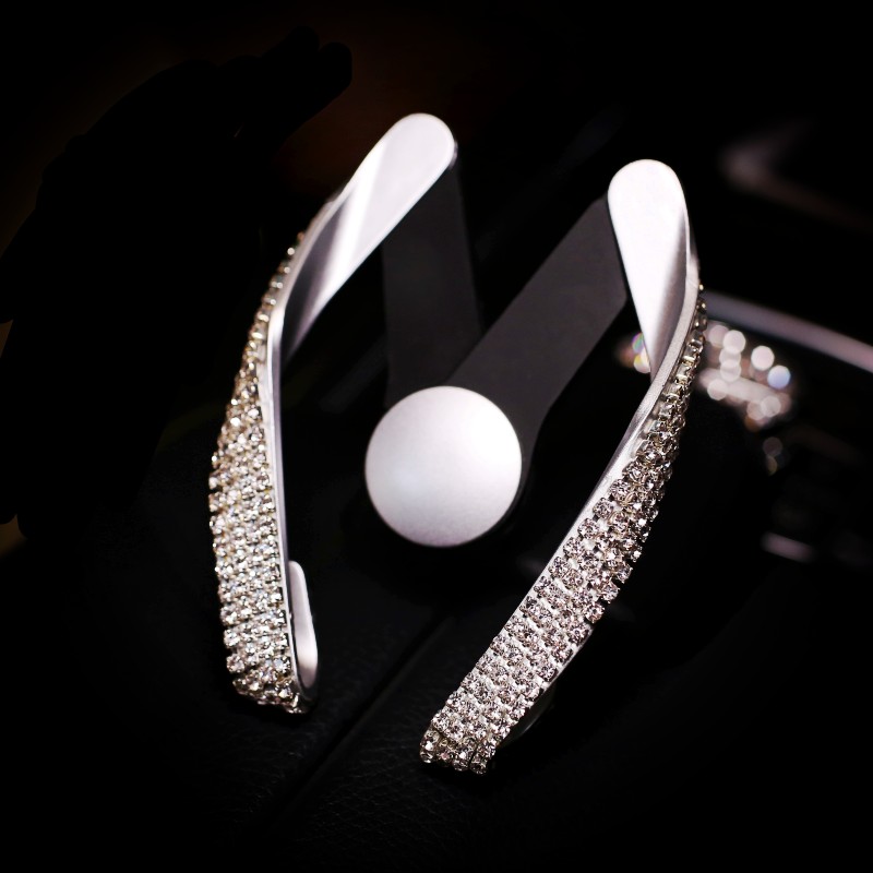 M Shape Universal Car Mobile Phone Holder Crystal Rhinestone Air Vent Mount Clip Stand GPS - White