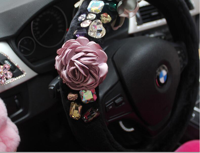 Vintage Women Crystal Rose Car Steering Wheel Covers Plush 15 inch 38CM - Black