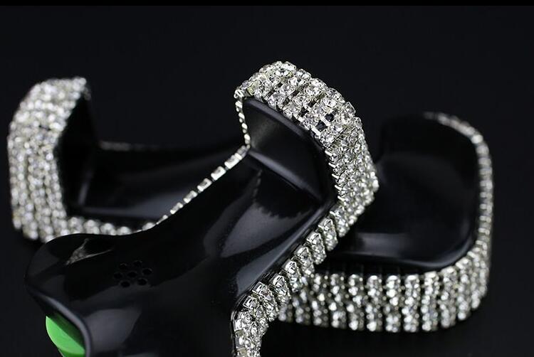 1 Pair Crystal Rhinestone Car Seat Back Holder Bag Purse Hangers Auto Storage Hooks - White