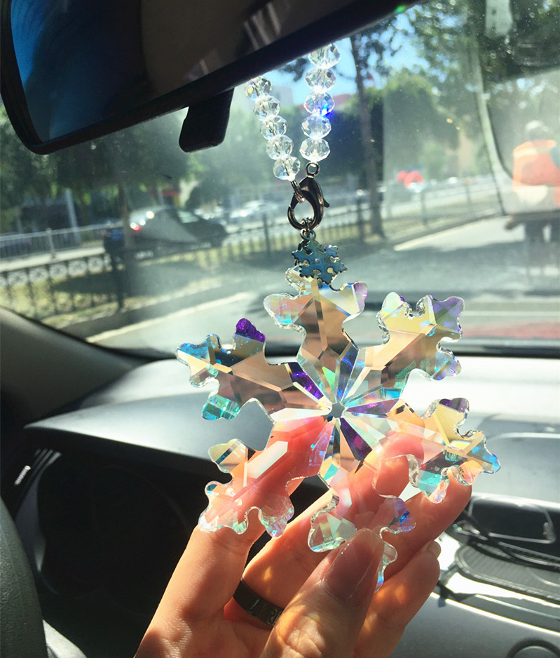 Hanging Pendant Snowflake Beautiful Bling Bling Crystal Car Pendant Car Interior Decoration - White