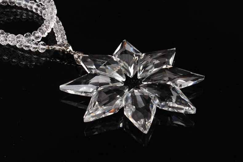 Hanging Pendant Snowflake Brilliant Bling Bling Crystal Car Pendant Car Interior Decoration - White
