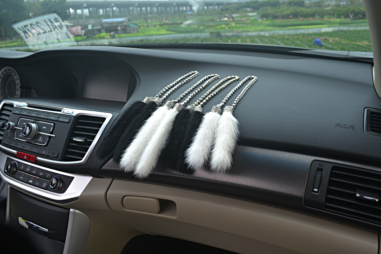 Hanging Pendant White Mink Fur Beautiful Bling Bling Diamonds Crystal Car Pendant Car Interior Decoration - White