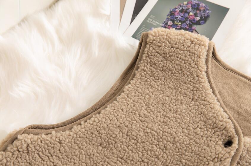 Cheap Classic pocket Faux Fox Fur Vests Fashion Women Overcoat - Apricot