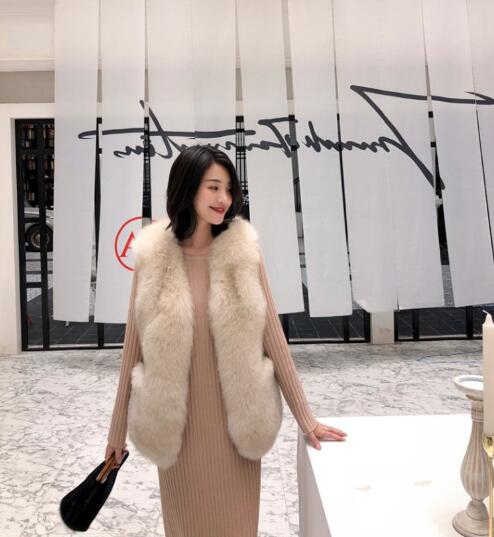 Cheap Furry Faux Fox Fur Vest Fashion Women Overcoat - Apricot 01