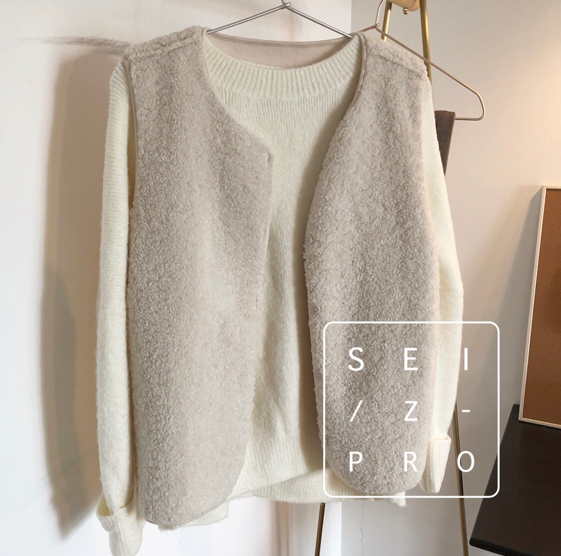 Cheap Winter Elegant Faux Lamb Fur Vest Fashion Women Waistcoat - White
