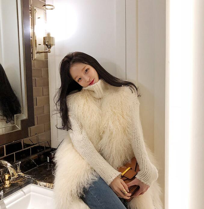 Cute Long Elegant Faux Fur Vest Fashion Women Overcoat - White