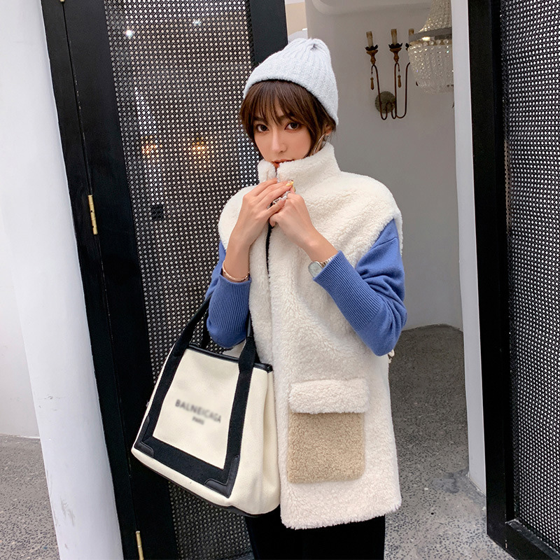 Good Furry Faux Lamb Fur Vest Fashion Women Overcoat - White