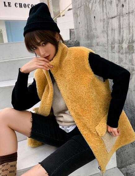 Good Furry Faux Lamb Fur Vest Fashion Women Overcoat - Yellow