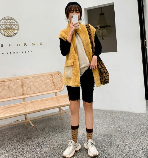 Good Furry Faux Lamb Fur Vest Fashion Women Overcoat - Yellow