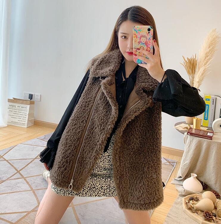 High Quality Winter Elegant Faux Lamb Fur Vest Fashion Women Overcoat - Coffee