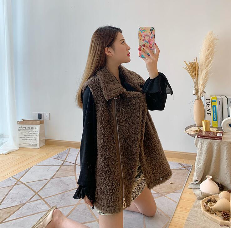 High Quality Winter Elegant Faux Lamb Fur Vest Fashion Women Overcoat - Coffee