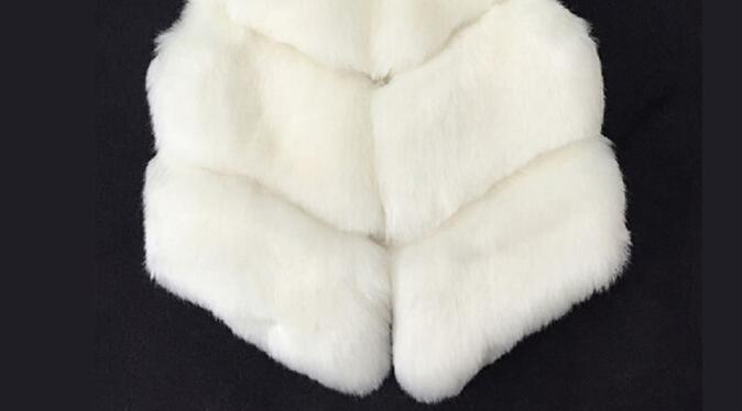 Inexpensive Classic Faux Fox Fur Vest Fashion Women Overcoat - Blue
