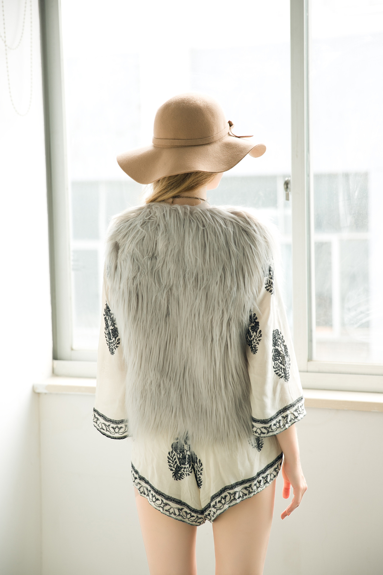 Pretty Winter Elegant Faux Lady Fur Vest Fashion Women Waistcoat - Grey