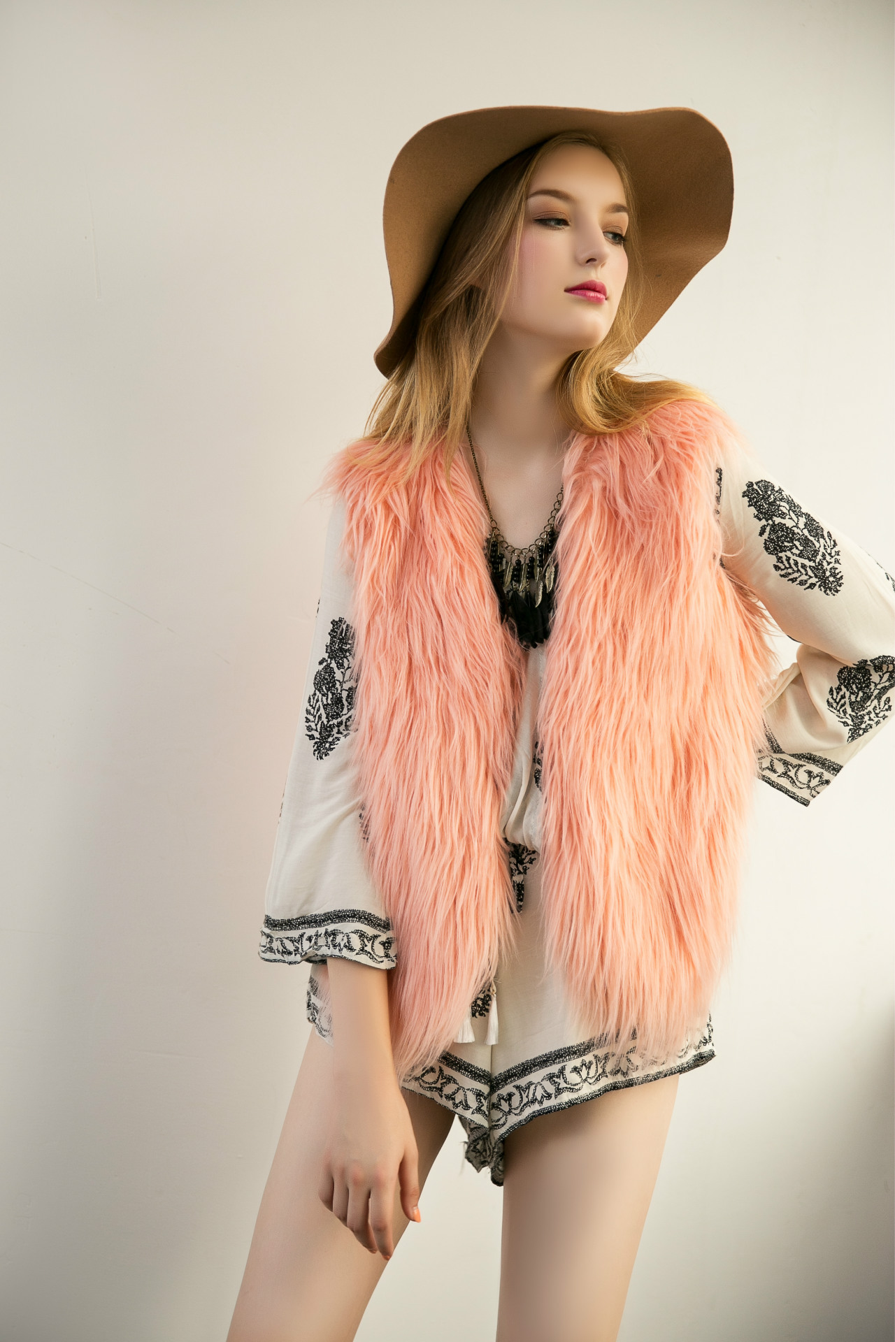 Pretty Winter Elegant Faux Lady Fur Vest Fashion Women Waistcoat - Peach