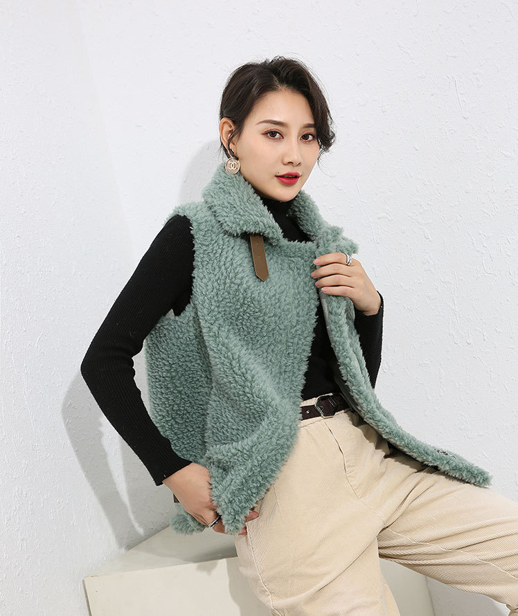 Pretty Winter Elegant Faux Lamb Fur Vest Fashion Women Overcoat - Green