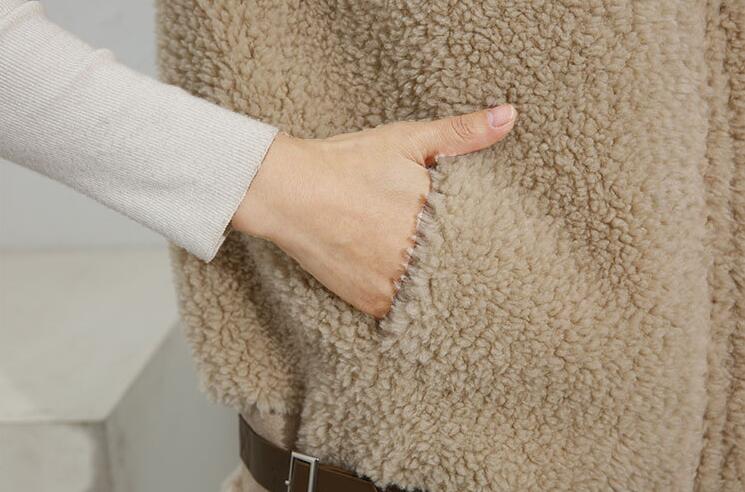 Pretty Winter Elegant Faux Lamb Fur Vest Fashion Women Overcoat - Green
