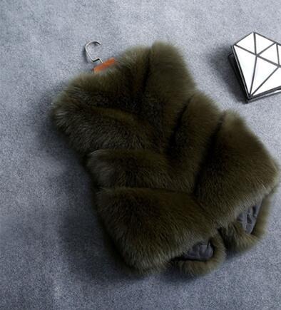 Thick Furry Faux Fox Fur Vest Fashion Women Overcoat - Green