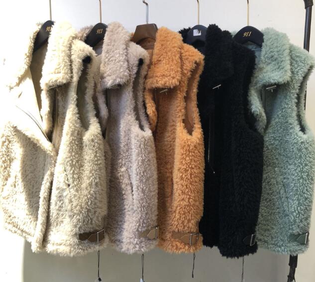 Warm Super Real Lamb Fur Vest Women Overcoat - Black