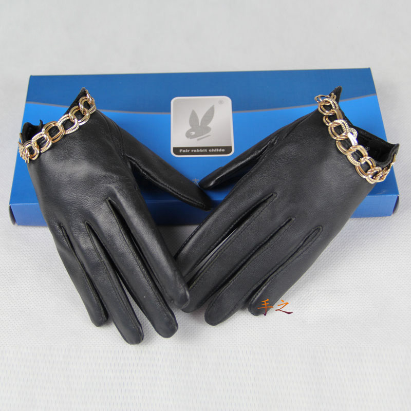 Classic Women Half Palm Button Real Sheepskin Girls Finger Gloves Keep Warm - Black Chain A