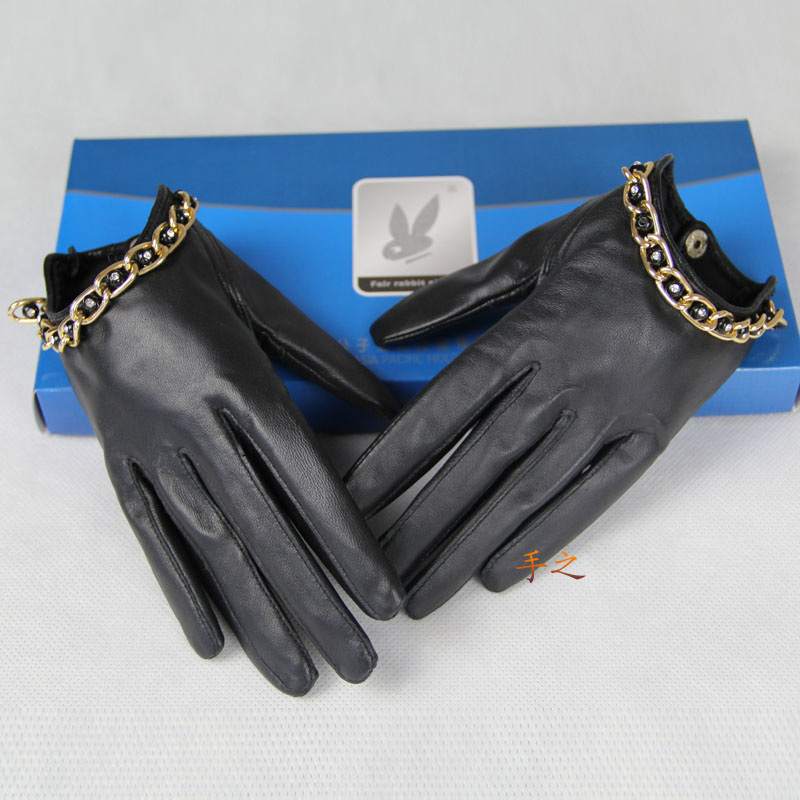 Classic Women Half Palm Button Real Sheepskin Girls Finger Gloves Keep Warm - Black Chain C